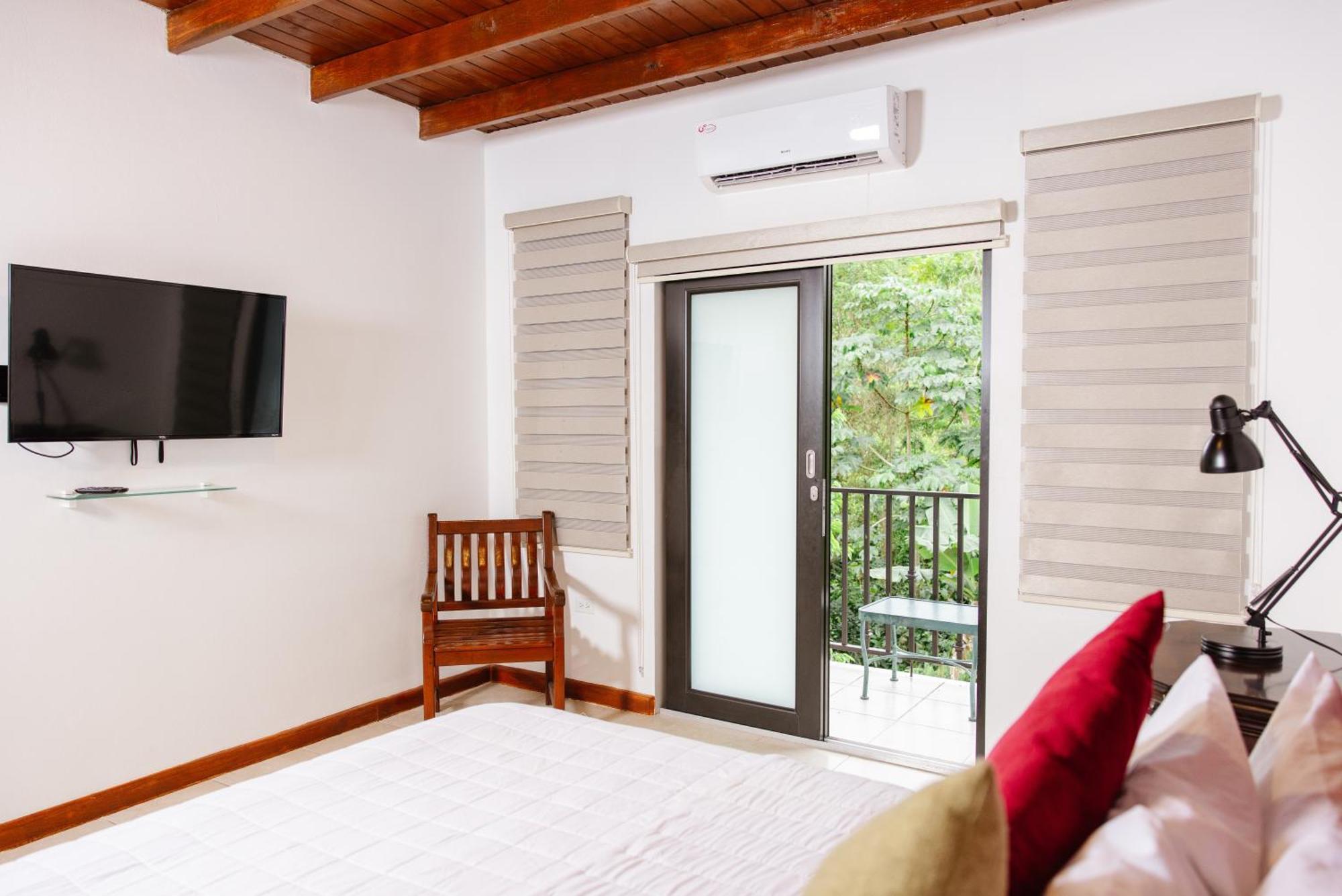 Casa Campo Bed & Breakfast Сан-Себастьян Экстерьер фото